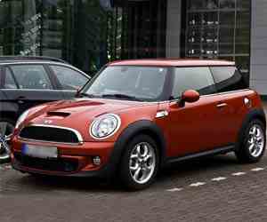 MINI COOPER SD Engine