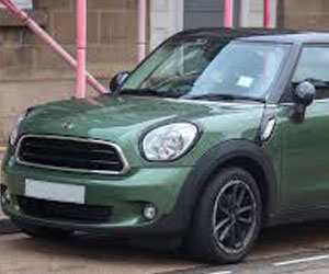 MINI Cooper D All4 Engine