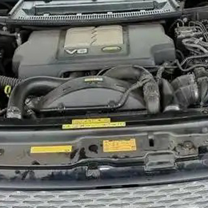 Power your Land Rover Discovery SE with a robust SDV6 3.0L diesel engine for 2015 models and get a full warranty