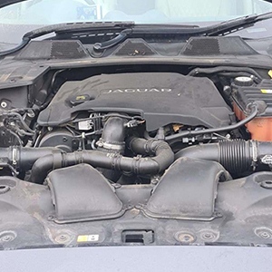 Jaguar XE Portfolio 2016 automatic diesel engine 204DTD built for smooth performance and durability