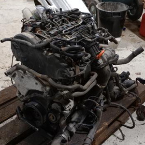 Volkswagen Caddy Maxi C20 Startline TDI 2016 CUUD Engine Available In ...