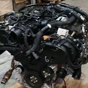 Buy 2013 Discovery 3.0 Diesel Engine 306DTX Supplied Fitted Delivered with Warranty