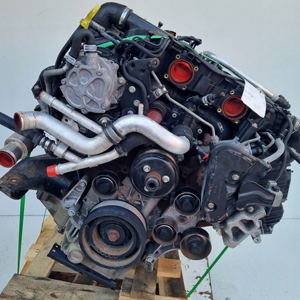 Install a Powerful 5.0 V8 Petrol Engine for Your Refined Range Rover L322 Model.