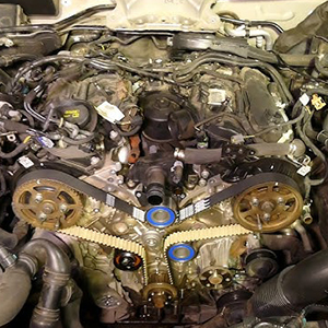 Land Rover Range Rover Sport 2013 30DDTX diesel engine is a reliable ...