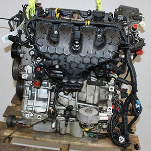 Range Rover Evoque 2011 petrol engine 204PT supplied brand with warranty