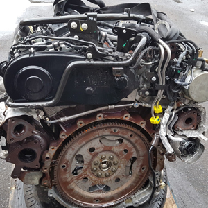 Install a 30DDTX Engine in your Discovery 4 with Supply and Fit
